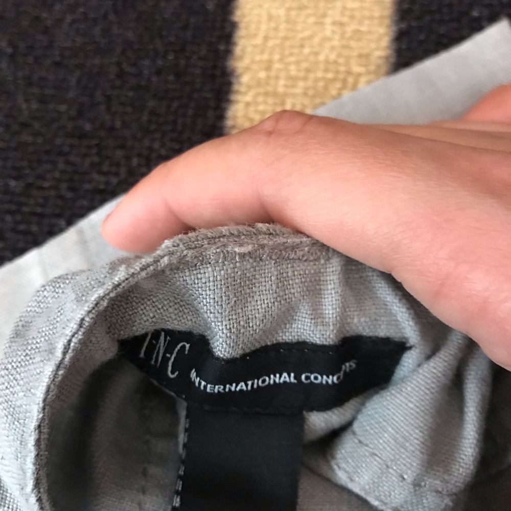 Dress pants - Picture 2 of 2